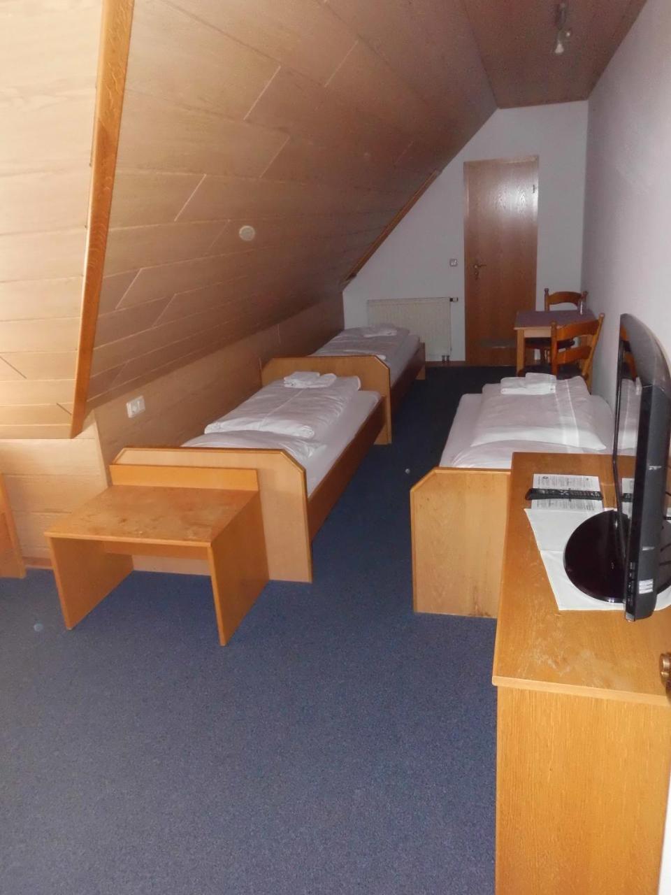 Landgasthof Zum Hirschen Hafenlohr Luaran gambar